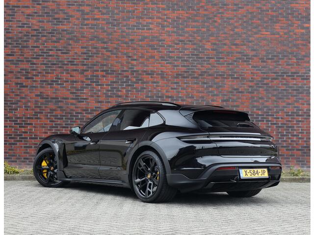 Porsche Taycan Cross Turismo Turbo S | PDCC - Keramisch - Pass. display