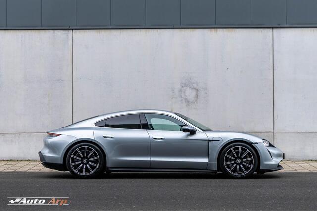 Porsche Taycan 4S Performance 84 kWh