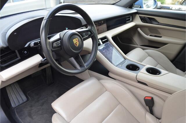 Porsche Taycan Performance 84 kWh