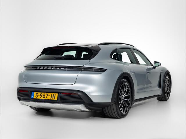 Porsche Taycan 4 Cross Turismo