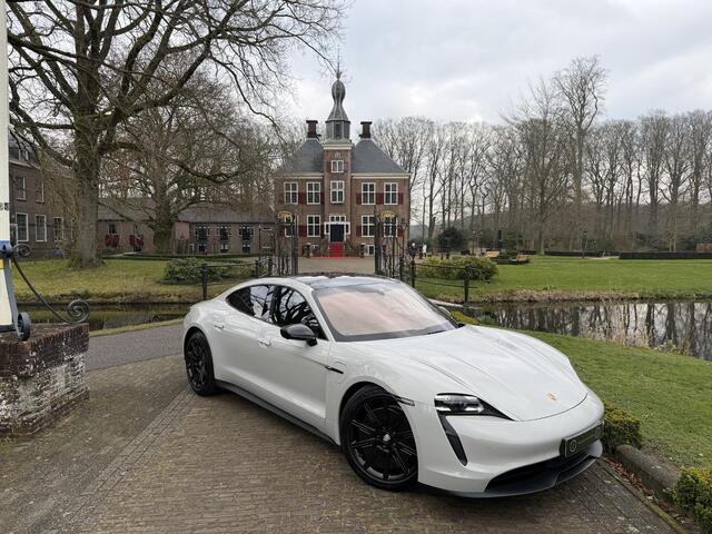 Porsche Taycan 4S Performance 84 kWh | Krijtgrijs | Sport Chrono | 360 | Bose | Pano |