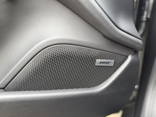 Porsche Taycan 4S Performance 84 kWh | Krijtgrijs | Sport Chrono | 360 | Bose | Pano |