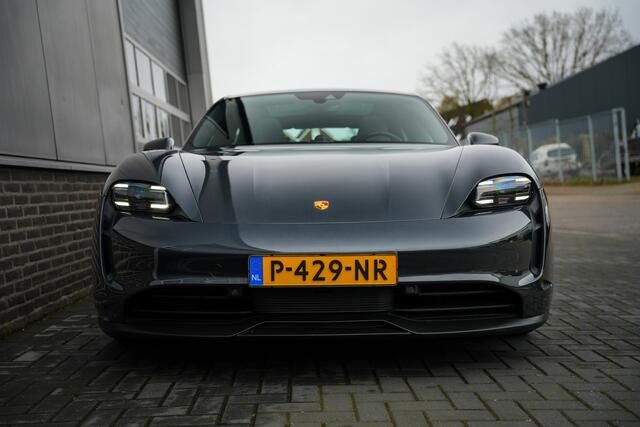 Porsche Taycan 79 kWh Sport-Chrono 327 pk / Marge-Auto/ NL-Auto/ Dealer.Ond/ Passenger-Display/ Lucht-Vering/ Sport-Stoelen/ Stoel.Verw. 20'' LMV