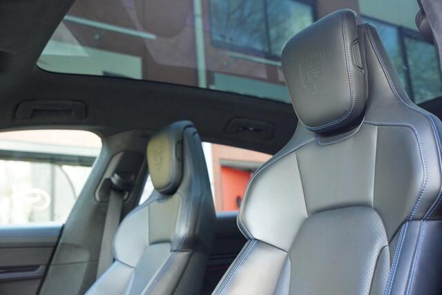 Porsche Taycan Sport Turismo 79 kWh / Pano / Leer Dash / Inno Drive / Alcantara / Bose / Porsche Ond / Chrono / Achteras besturing /