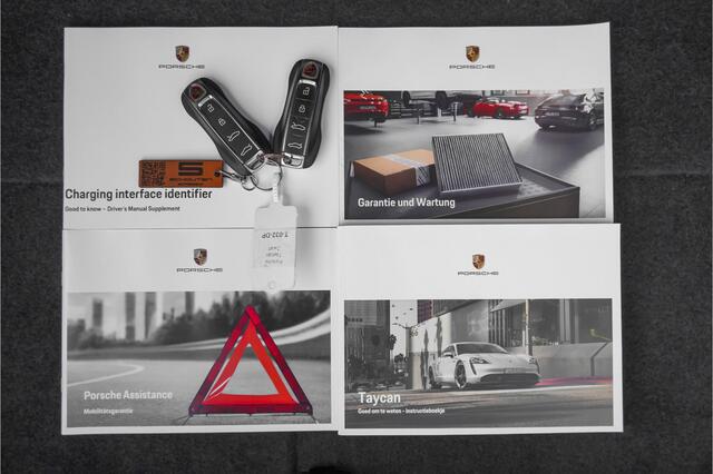 Porsche Taycan Cross Turismo 4S 93 kWh 4WS Luchtvering HUD Pano Bose