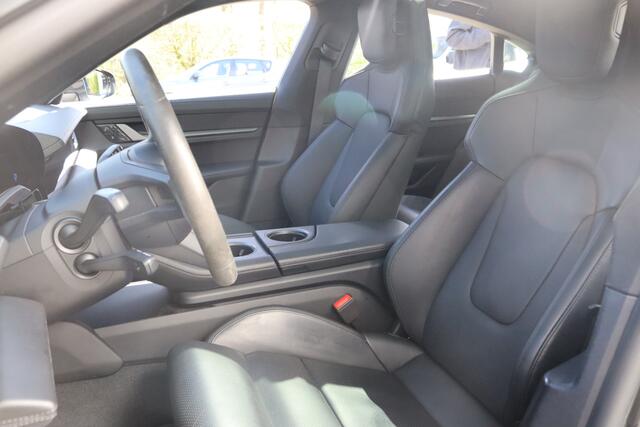 Porsche Taycan 4S Performance 84 kWh Sport Chrono-pakket | BOSE | 360° Camera | Stoelverw. | Panoramadak