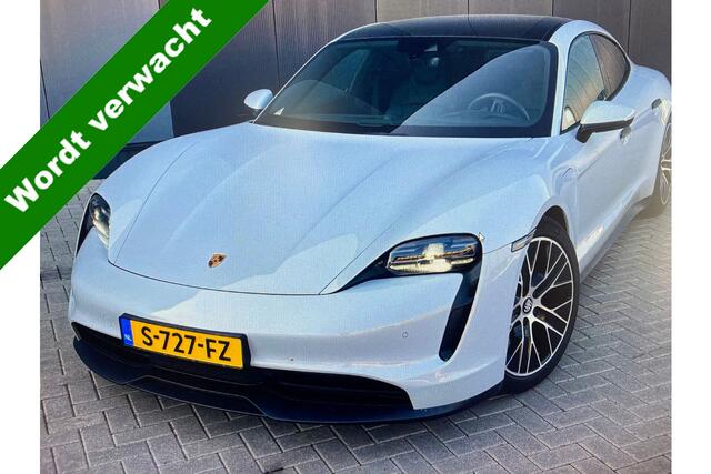 Porsche Taycan 79 kWh Sport-Chrono 327 pk / Marge-Auto/ Krijt-Grijs/ Pano-Dak/ Lucht-Vering/ Passenger-Display/ Sport-Stoelen/ Stoel.Verw/ Camera/ 20'' LMV