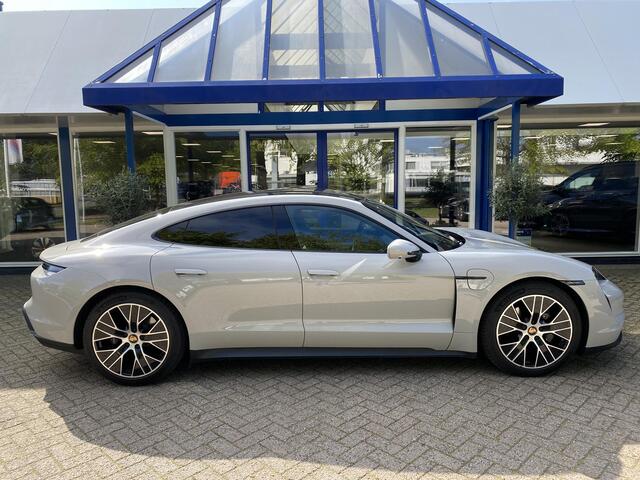 Porsche Taycan Performance 84 kWh