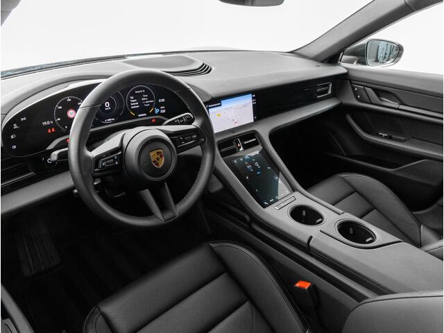 Porsche Taycan 4 Cross Turismo