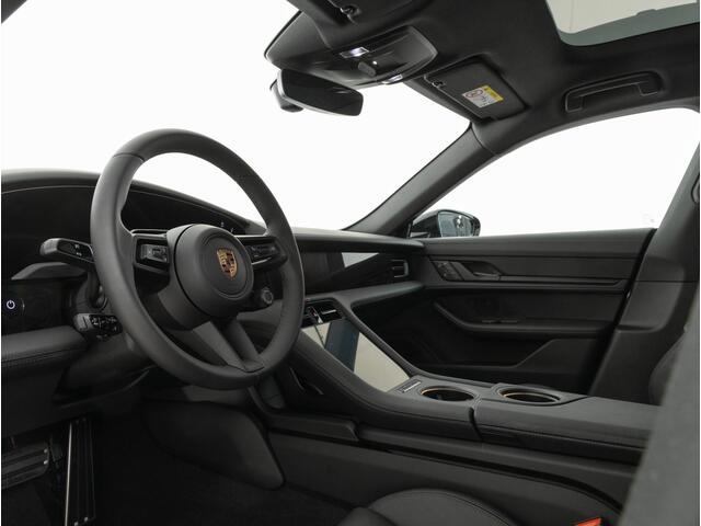 Porsche Taycan Black Edition