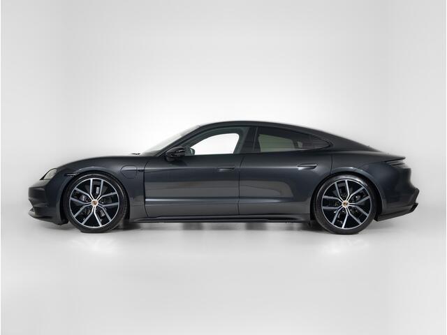 Porsche Taycan Black Edition