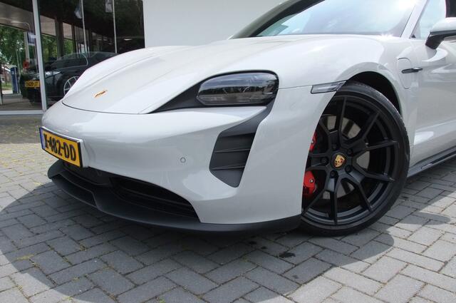 Porsche Taycan Sport Turismo/ NL auto/ Porsche Approved/ GTS uitvoering/ Bose/ Panorama GTS 93 kWh