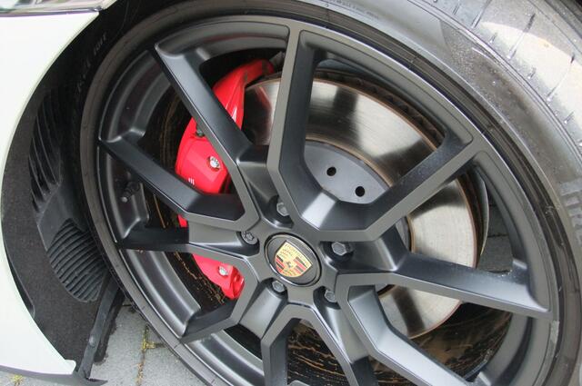 Porsche Taycan Sport Turismo/ NL auto/ Porsche Approved/ GTS uitvoering/ Bose/ Panorama GTS 93 kWh