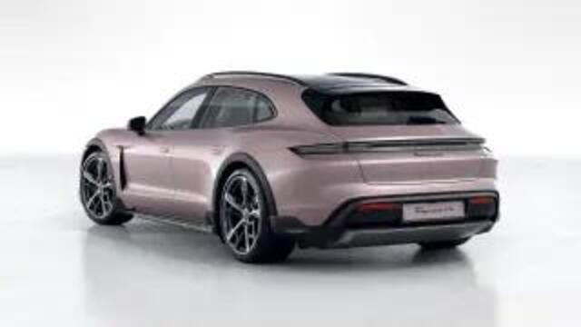 Porsche Taycan 4S Cross Turismo