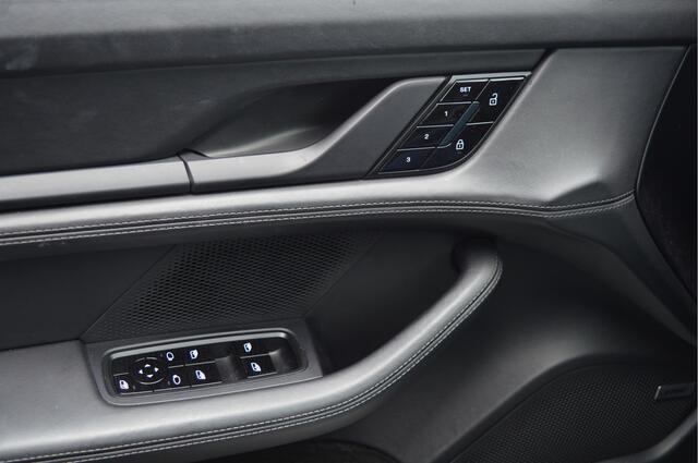 Porsche Taycan 4S Performance 84 kWh | SOH 93% | PANO | BOSE | ACC | CAMERA |