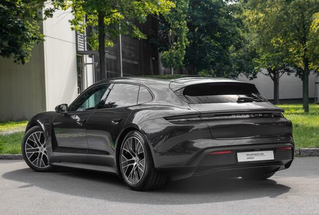 Porsche Taycan Sport Turismo 105 kWh 435 PK Panoramadak Matrix ACC InnoDrive BOSE SurroundView