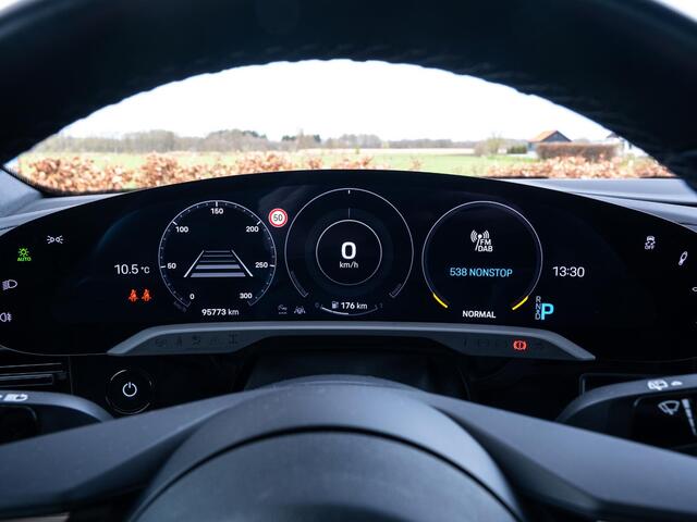 Porsche Taycan 93 kWh | Innodrive | Achterasbesturing | Bose Surround Premium S