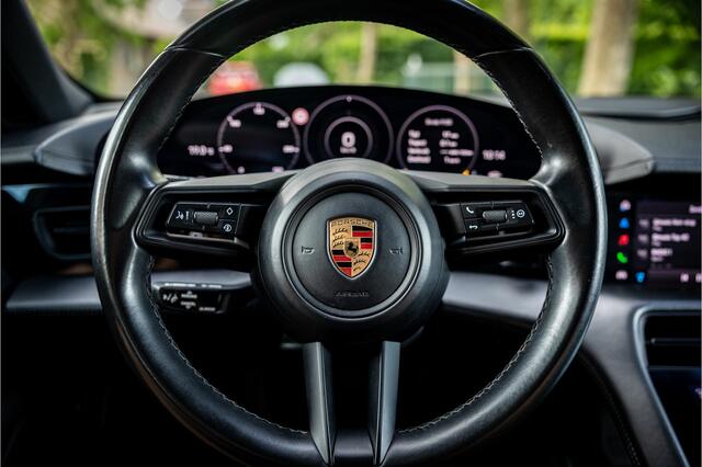 Porsche Taycan Cross Turismo 4 93 kWh Panorama 21" Bose Off Road Design Warmtepomp
