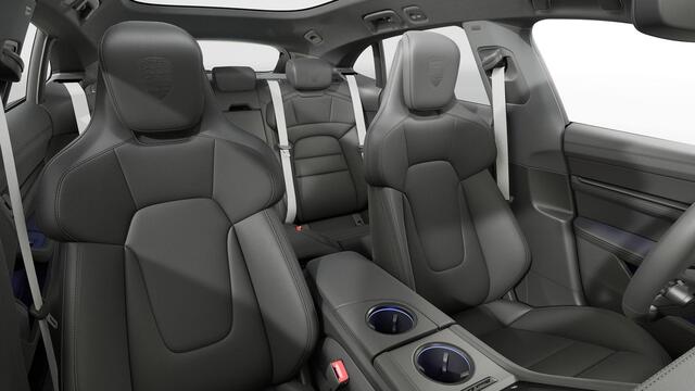 Porsche Taycan Sport Turismo Black Edition