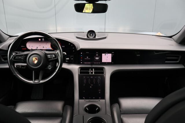 Porsche Taycan 4S Performance Plus 93 kWh | 571pk | Sport Chrono | NL-Auto | Pano | Luchtvering | 20 Inch Turbo Aero | Camera | 5-zits