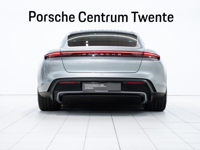 Porsche Taycan Turbo