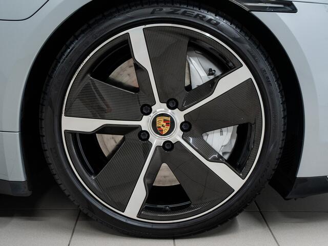 Porsche Taycan Turbo