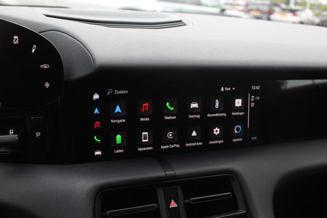 Porsche Taycan Performance 84 kWh / Panoramadak / Camera / Luchtvering / 20'' / Leder / CarPlay / Stoelverwarming / DAB / ACC