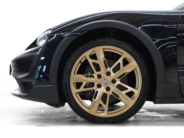 Porsche Taycan 4 Cross Turismo