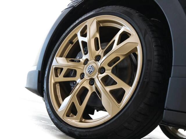 Porsche Taycan 4 Cross Turismo