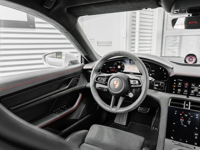 Porsche Taycan Sport Turismo GTS | PANORAMA | SPORT CHRONO | ALCANTARA | BTW