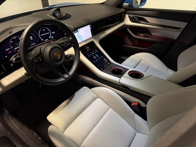Porsche Taycan Sport Turismo GTS 93 kWh Panodak Sport Design Sportchrono PDLS+ PTV Plus ACC Bose Dealer Onderhouden