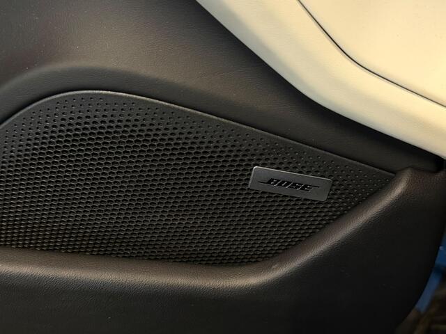 Porsche Taycan Sport Turismo GTS 93 kWh Panodak Sport Design Sportchrono PDLS+ PTV Plus ACC Bose Dealer Onderhouden