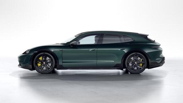 Porsche Taycan Turbo S Cross Turismo