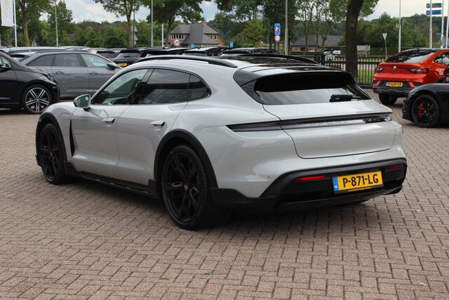 Porsche Taycan Cross Turismo 4S 93 kWh / SoH 93,1% / Panoramadak / 360Camera / Luchtvering / Matrix LED / 21'' / Sportdesign / Bose / Stoel+Stuurverwarming / Dodehoek / DAB / Cruise Control / Warmtepomp