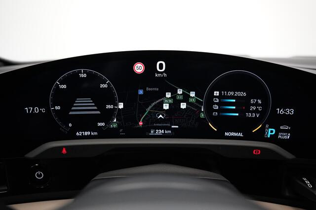 Porsche Taycan Performance 84 kWh ACC Panoramadak Leder Memory Seats