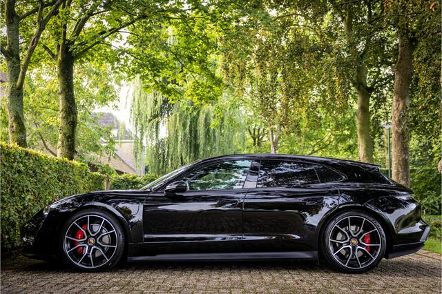 Porsche Taycan Sport Turismo 4S Performance 93 kWh Sport Chrono Achterasbesturing Panorama Adaptive Cruise