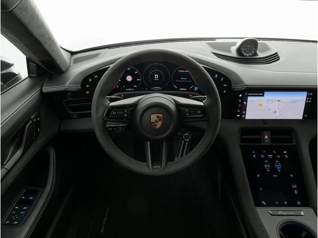 Porsche Taycan GTS