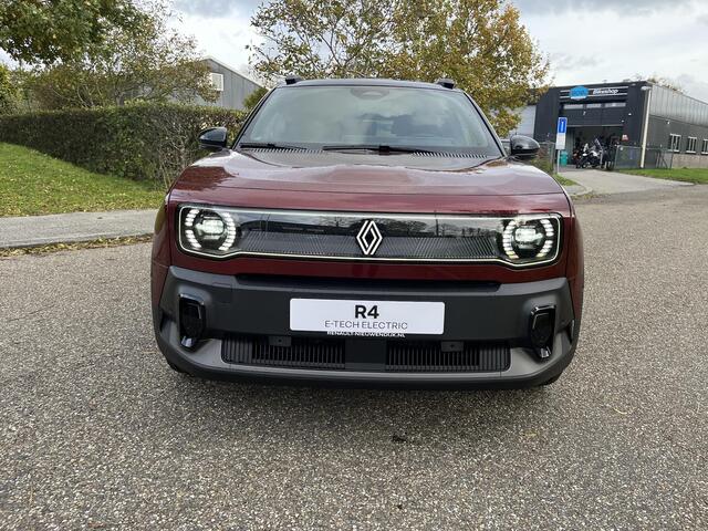 Renault 4 comfort range iconic 52 kWh APPLE CARPLAY ANDROID AUTO / CLIMATE CONTROLE / NAVIGATIE / PACK SAFETY & ADVANCED DRIVING ASSIST.