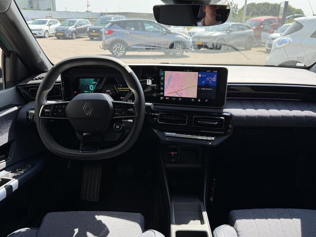 Renault 4 comfort range techno 52 kWh | Demo | Harman & Kardon | Pack Winter | Achteruitrijcamera | DAB | Climate Control | Cruise adaptief |
