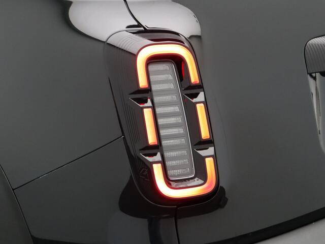 Renault 4 comfort range iconic 52 kWh | Vijf jaar garantie | Active driver assist | Elek. achterklep |