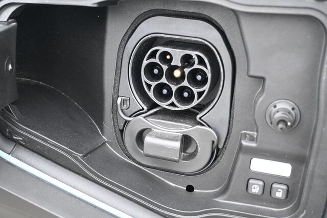 Renault 4 comfort range techno 52 kWh | STUUR/STOELVERWARMING | CAMERA | ADAPT. CRUISE CONTROL | APPLECARPLAY/ANDROIDAUTO | CLIMATE CONTROL | PDC | LMV