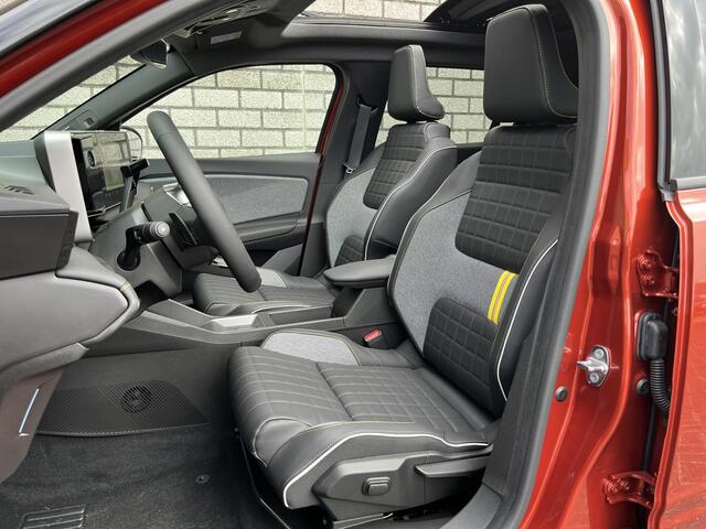 Renault 4 Comfort Range Iconic Plein Sud 52 kWh | 5 JAAR GARANTIE | Direct leverbaar | Pack Advanced Driving Assist | Harman Kardon | Two-tone Brun Terracotta / Noir Étoilé |