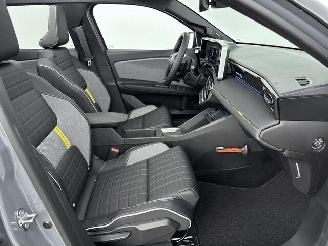Renault 4 Comfort Range Iconic Plein Sud 52 kWh 150PK | Elektrisch Canvas Dak | Harman Kardon Audio | Pack Advanced Driving Assist | Stoel- en Stuurverwarming | 18'' Inch Velgen | Apple CarPlay & Android Auto