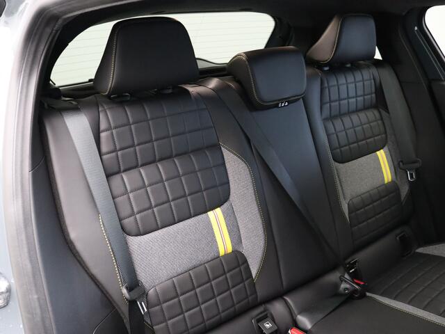 Renault 4 Iconic Comfort range | Achteruitrijcamera | Elektrisch verwarmbare voorstoelen | Elektronisch geregelde airconditioning