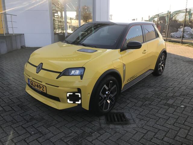 Renault 5 techno 52 kWh 100% ELECTRIC techno 150 pk comfort range VRIJDAG EN ZATERDAG AS AANWEZIG IN AMSTERDAM ZUIDOOST