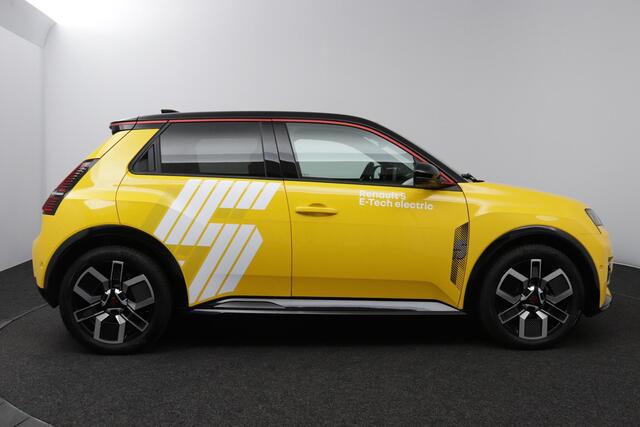 Renault 5 iconic cinq 52 kWh beschikbaar voor proefritten