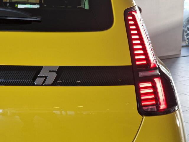 Renault 5 comfort range iconic cinq 52 kWh PACK SAFETY & Driving ASSIST