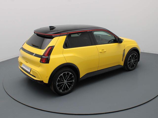Renault 5 150pk comfort range iconic cinq 52 kWh Adapt. cruise | Harman Kardon | Navi | 18" Velgen