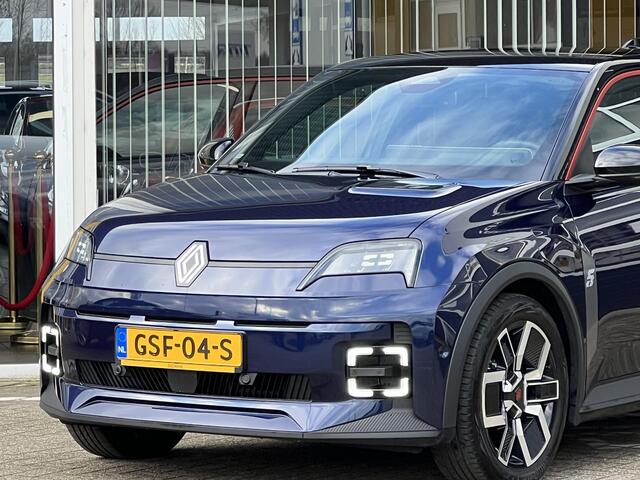 Renault 5 comfort range techno 52 kWh | Demo | Harman & Kardon | Stoel & stuur verwarming | Park assist | Navigatie | DAB |
