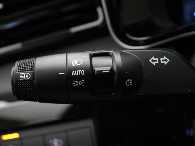 Renault 5 E-TECH comfort range 10 1AT Iconic cinq | Achteruitrijcamera | Elektrisch verwarmbare voorstoelen | ISOFIX-bevestigingssysteem voor kinderzitjes op passagiersstoel en op de twee buitenste zitplaatsen achter